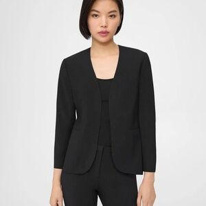 Theory Lindrayia Blazer in Good Wool